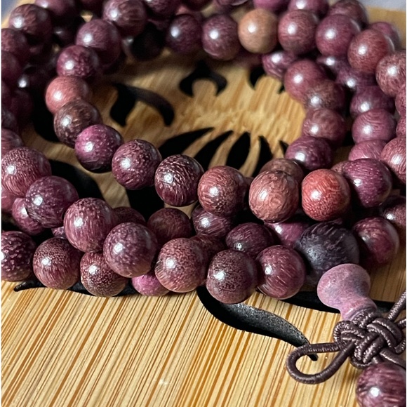 Sandalwood Purple Mala Beads Natural Wood 108 Beads - Picture 4 of 5